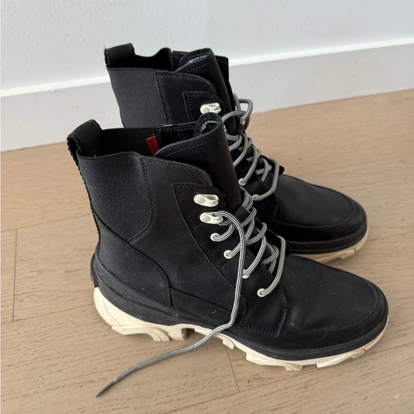 Sorel Brex Lace Booties in Black, Chalk - Picture 5 of 10